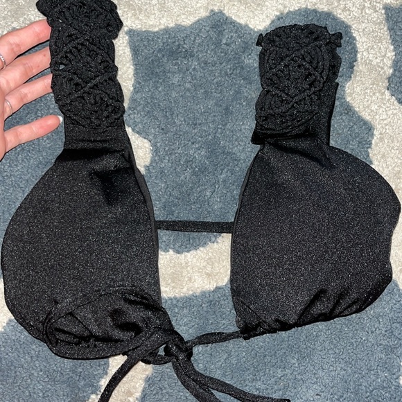 Bikini Set - Picture 3 of 4